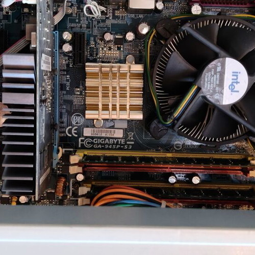 PC tower Intel Core 2 Duo Gigabyte Asus used without hard drive for retro gaming