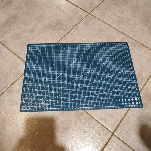 Green construction cutting mat new, size A3 30x45 cm