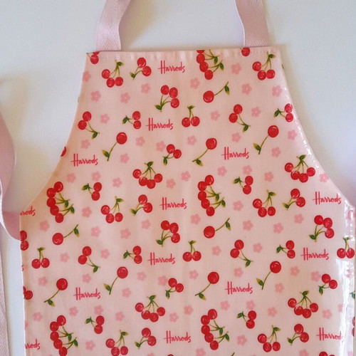 Harrods children's waterproof apron like new