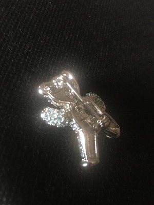 Pin new