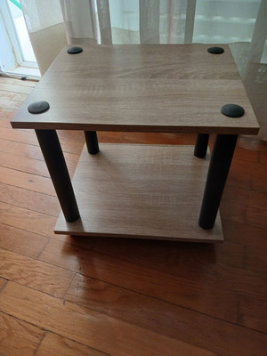 Auxiliary table like new, can be used as nightstand