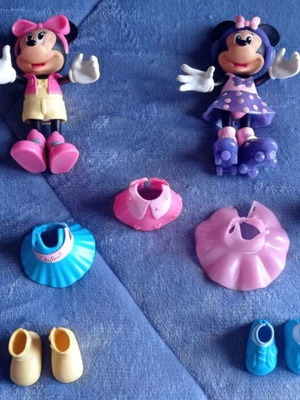 AS Minnie Shopping 2 Dolls with Accessories Used