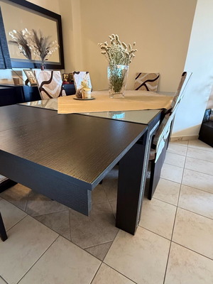 Трапезна маса Casa Con Stile масивен дъб wenge с стъклен плот като нова