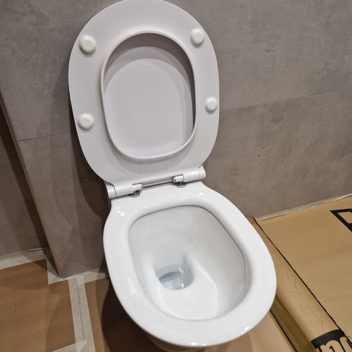 Connect Air Aquablade Toilet Bowl with Soft Close Seat Ideal Standard like new