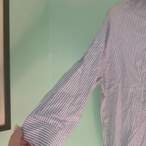 Glamorous shirt like new, size xs/m, white and blue
