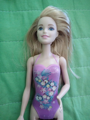 Barbie του 2015 Mattel DΜC32 μεταχειρισμένη με μικρή φθορά