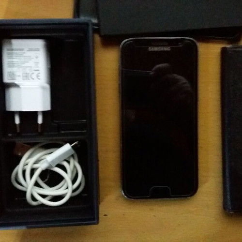 Samsung S7 μαύρο μεταχειρισμένο με φορτιστή και θήκες
