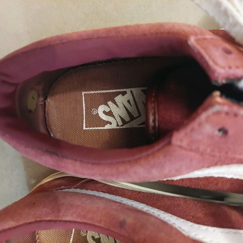 Vans burgundy suede athletic shoes used, size 38.5