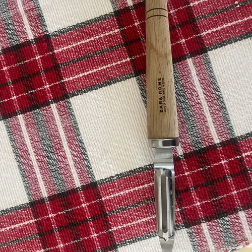 Zara Home Peeler like new