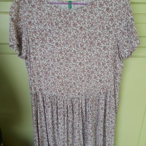 Benetton floral dress used, short sleeve, size M