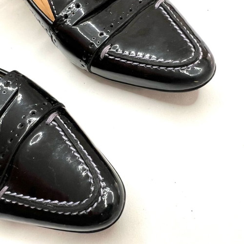 Tod's black patent leather mid heels used