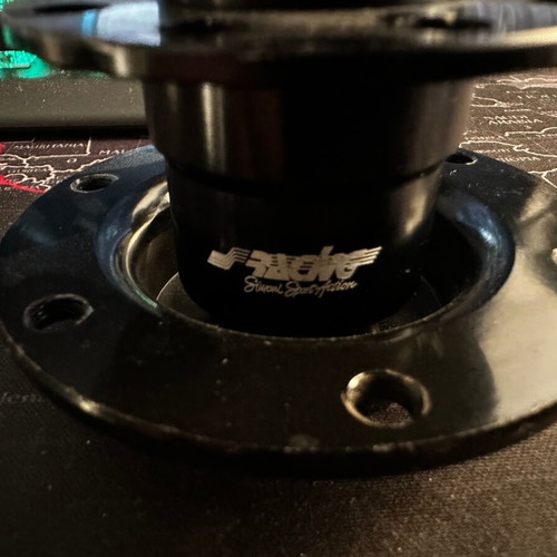 Simoni Racing quick release steering adapter like new