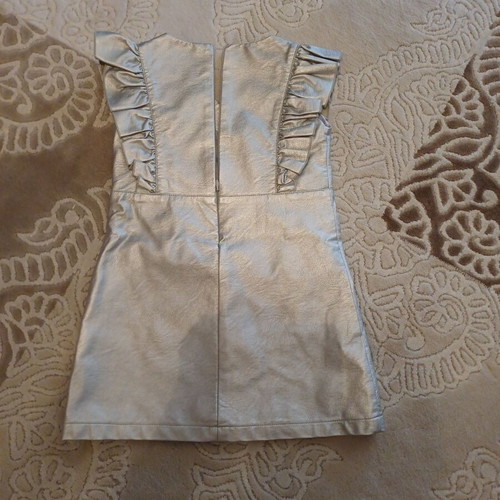 Silver girls' dress Alice size 5-6 years like new