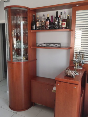 Cherry wood bar like new