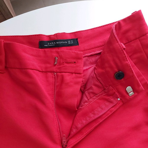 Zara Capri pants used, red, size XS