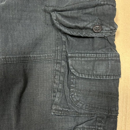 Beverly Hills Polo Club Black Cargo Bermuda Shorts like new, W34