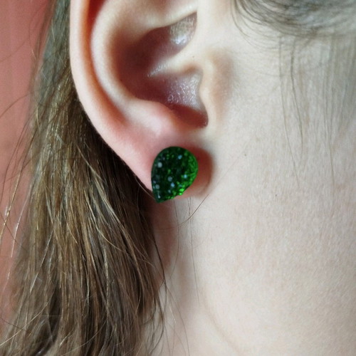 Green teardrop earrings like new stainless steel