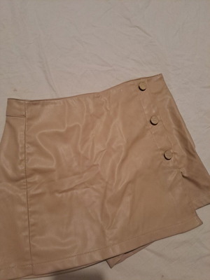Zara leather skirt-shorts new, beige, size XS