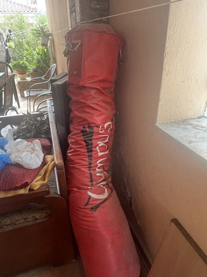 Boxing bag, height about 1.50m