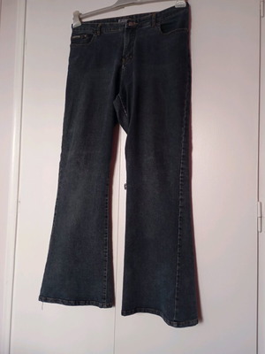 Jean elastic bell-bottom pants used, stonewashed blue black