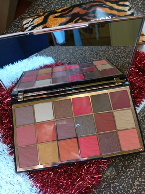 Revolution Fierce palette new