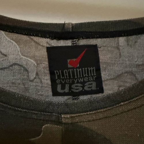 Vintage Platinum Everywear USA wide bodybuilding camo t-shirt used
