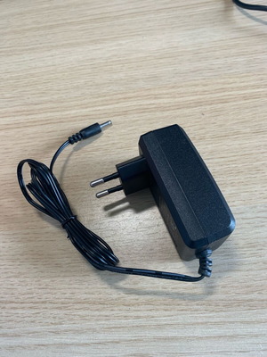AC/DC 15V Adapter like new