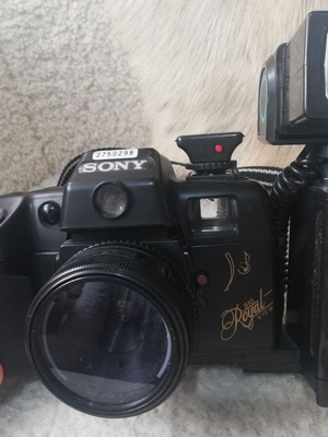 Sony Big Royal View vintage 35mm film camera used with flash