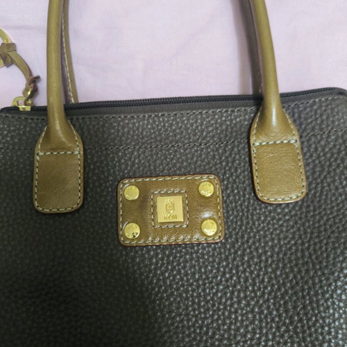 Kem handbag like new, brown