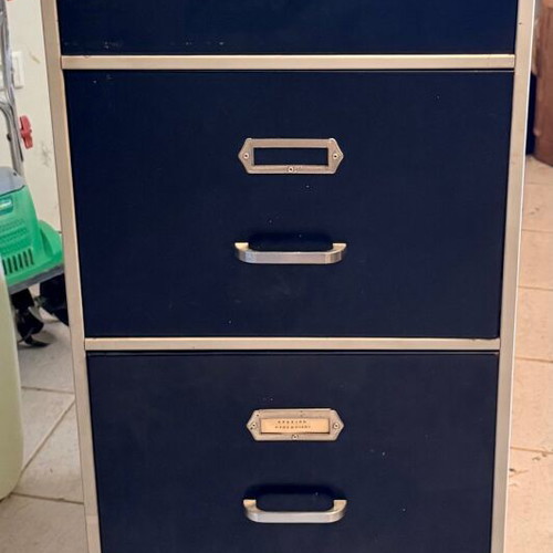 Metal drawer unit with 4 levels used, office storage