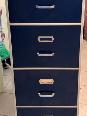 Metal drawer unit with 4 levels used, office storage