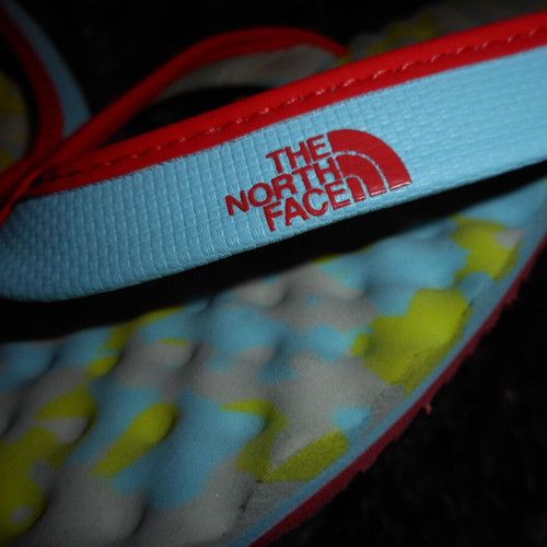 The North Face Base Camp Mini flip-flops new, size 42, colorful