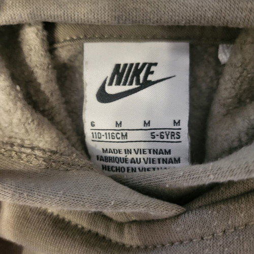Boys' sports sweatshirt set 5-6 years like new with Nike and Puma