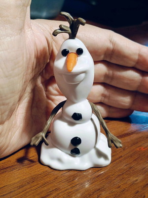 Olaf figure from Kinder Maxi Easter egg new