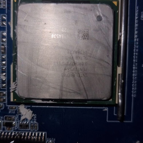 Intel Pentium 4 3.00GHz processor