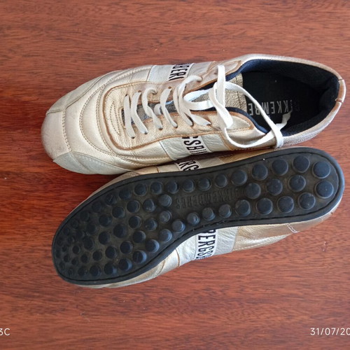 Bikkembergs vintage metallic gold leather sneakers size 40, like new
