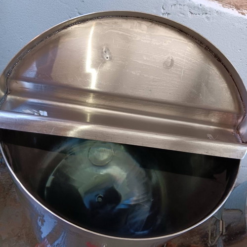 Stainless steel containers 100L like new, set with tap and plain