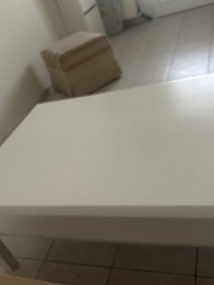 Ikea coffee table like new