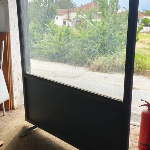 Windshield heavy-duty used, 150x170 cm, metal frame with thick glass
