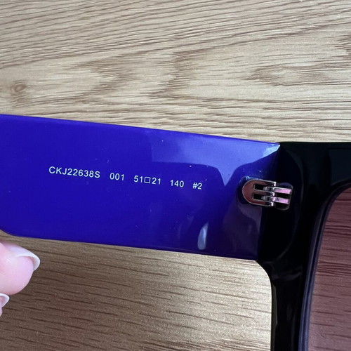Calvin Klein Jeans oversized sunglasses like new, black