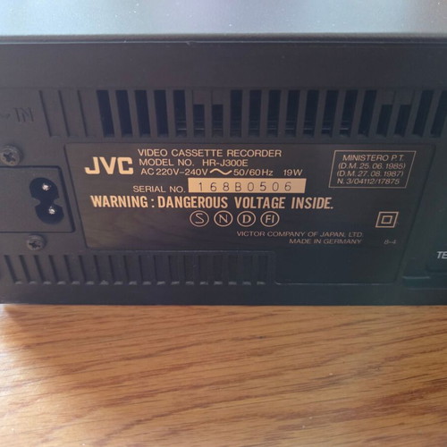 JVC HR-J300E VCR VHS player used, includes SCART cable