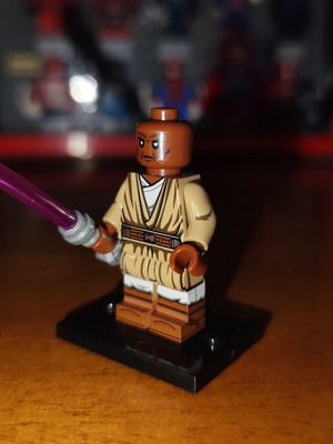 Mace Windu Lego minifigure with purple lightsaber and stand