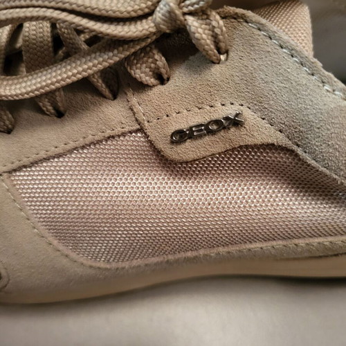 Geox sneakers size 37 like new, beige and gold