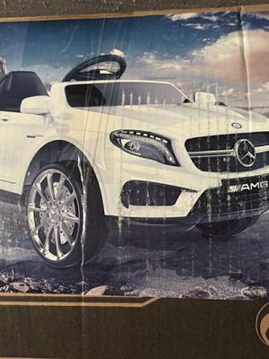 Mercedes-AMG GLA 45 electric kids car used with remote control