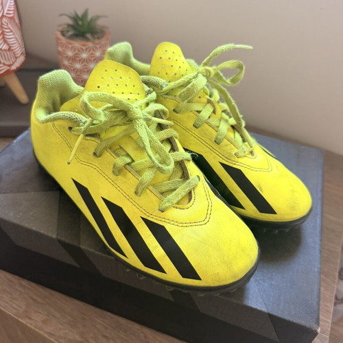 Adidas football shoes kids size 33, yellow and black