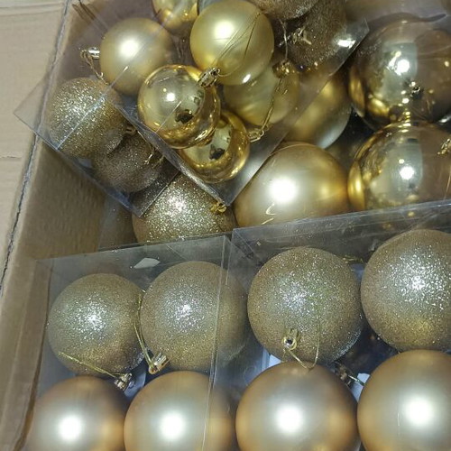 Gold Christmas tree ornaments new, set of 248 pieces