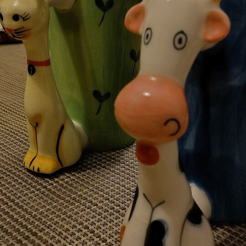 Large mugs used with cat and cow handles
