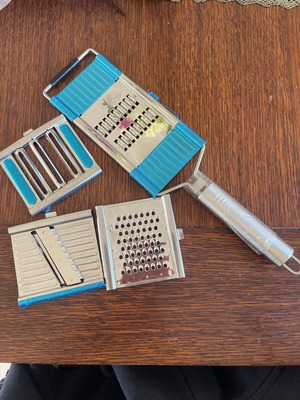 Grater with four different designs new