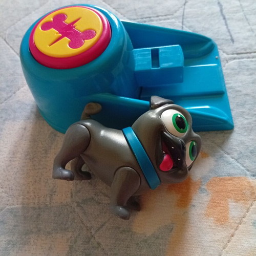 Disney Puppy Dog Pals Bingo figure with launcher, like new, missing trike