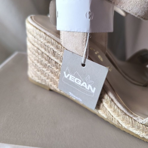 Tamaris platform sandals beige new